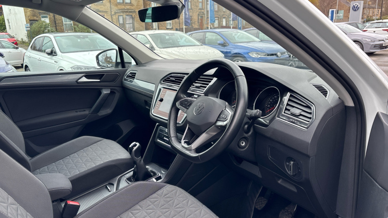 Volkswagen Tiguan 1.5 TSI Life 5dr Petrol Estate